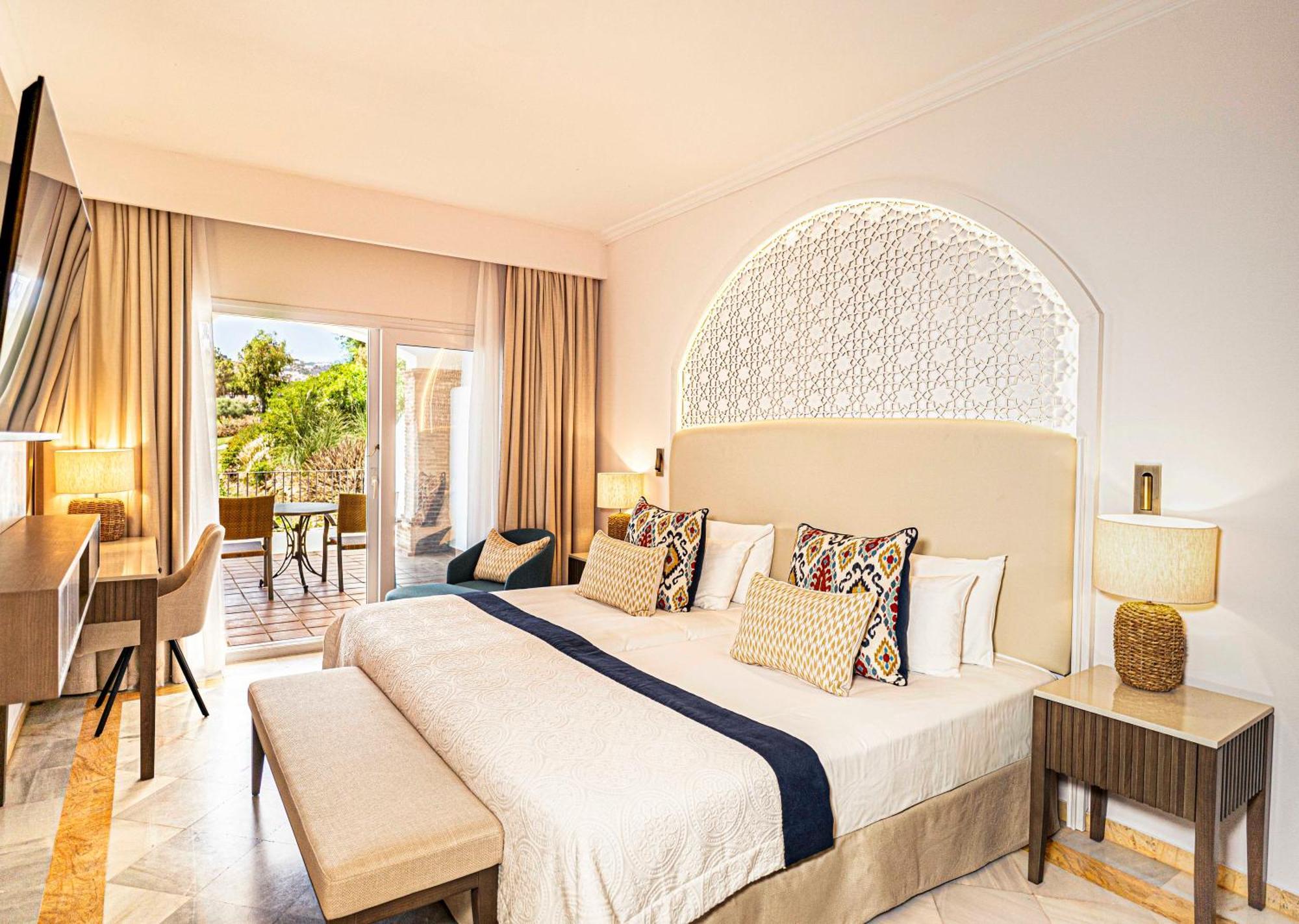 La Cala 4*